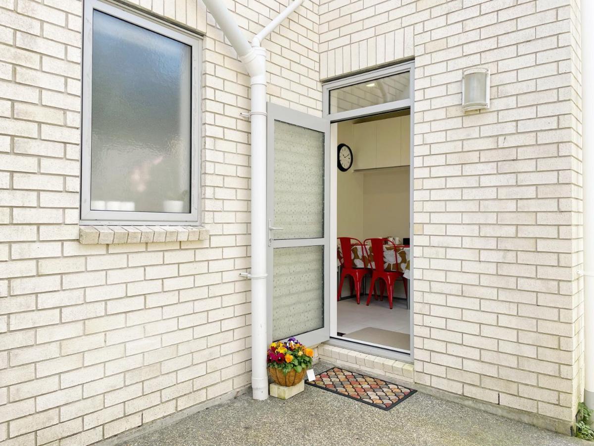 Cozy Home In Pinehill Auckland Bagian luar foto